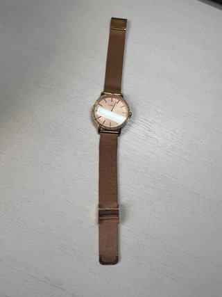 Reloj Timex Dorado y Rosa con Detalles