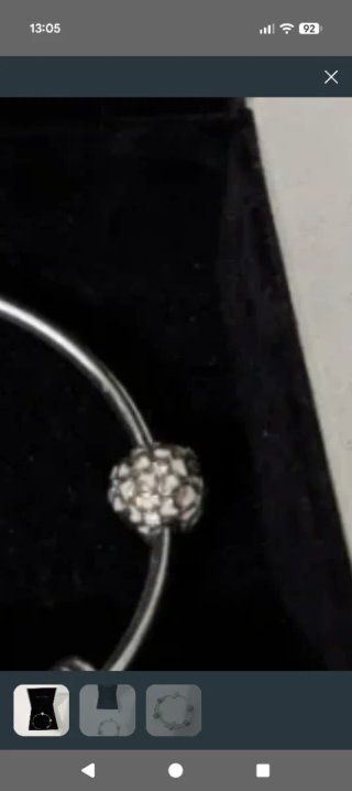 Charm Pandora Plata y Blanco