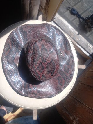 Sombrero Piel Serpiente Verano