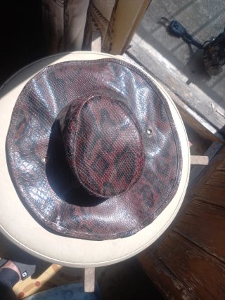 Sombrero Piel Serpiente Verano