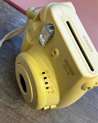 Cámara Instax Mini 8 Fujifilm Amarilla