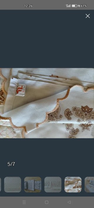 Juego de sábanas estampado beige y dorado