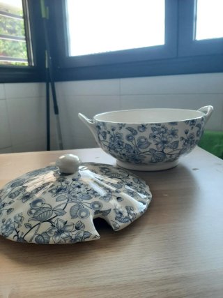Sopera Bryony Grindley Porcelana Azul y Blanca