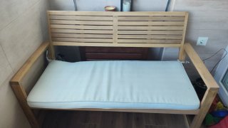 Conjunto Sofá y Mesa Naterial Solis 4 Personas