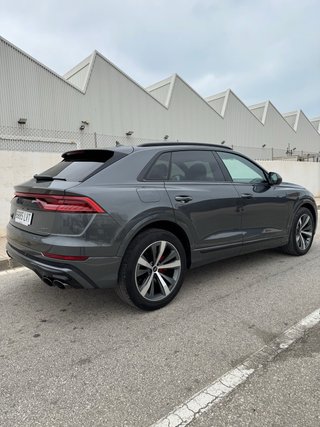Audi Q8 2021