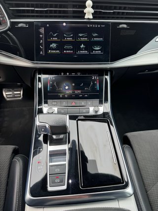 Audi Q8 2021