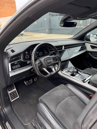 Audi Q8 2021