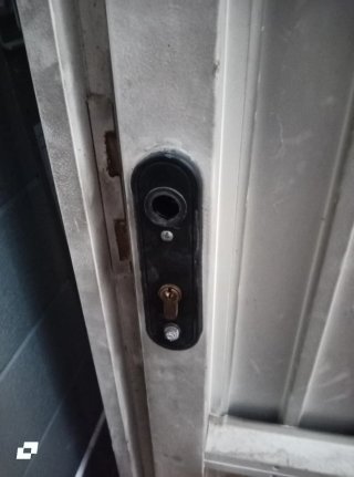 Puerta para obra