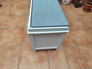 Banco Zapatero Blanco con Cojín Gris