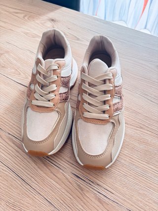 Sneakers beige e oro rosa