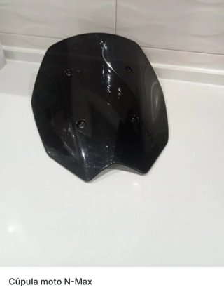 Cúpula moto N-Max negra