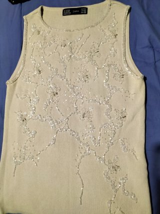 Top Zara con pedrería