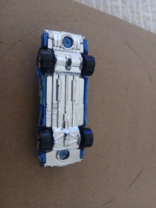 Hot Wheels Carro Azul com Desenhos