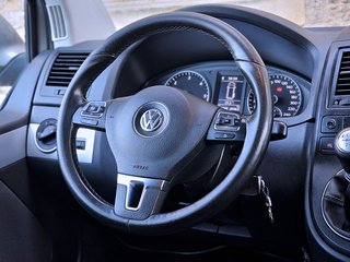 VOLKSWAGEN MULTIVAN 2.0 180CV EN EXCELENTE ESTADO