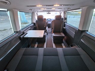 VOLKSWAGEN MULTIVAN 2.0 180CV EN EXCELENTE ESTADO
