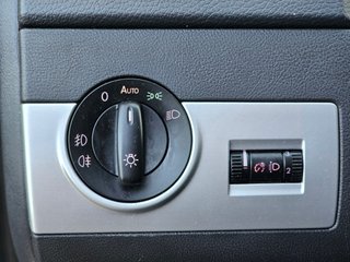 VOLKSWAGEN MULTIVAN 2.0 180CV EN EXCELENTE ESTADO