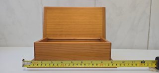 Caja de madera, Joyero, barnizada