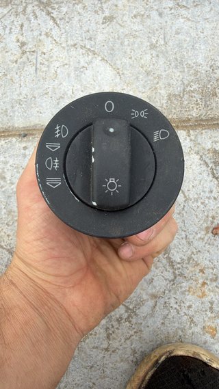 Lote Audi A4 B7: Tarjetero, Cenicero, Posa Vasos