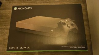 Xbox One X 1TB + 2 mandos + 12 juegos