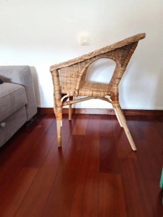 Silla de mimbre artesanal