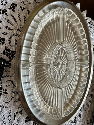 Antipastiera in vetro e metallo