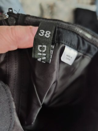 Vestido negro sin tirantes