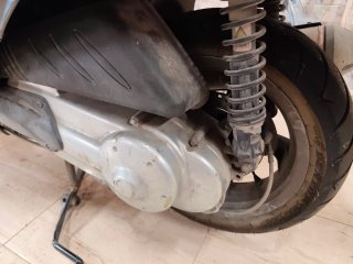 Peugeot Satelis 125cc Negra/Gris