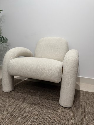 Sillón suave beige tela
