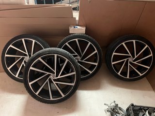 Llantas Replica Golf R300