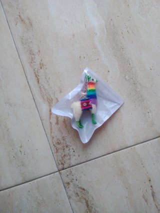 Llavero Llama Artesanal Arcoíris