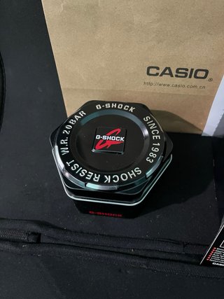 Reloj Casio G-Shock Negro y Dorado