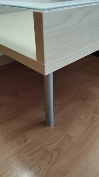 Mesa de centro cristal y madera.