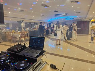DJ/DISCO/MOVIL/EVENTOS