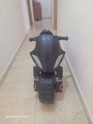 Moto infantil Repsol