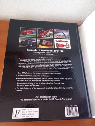 Libro Formula 1 Yearbook 2001-2002