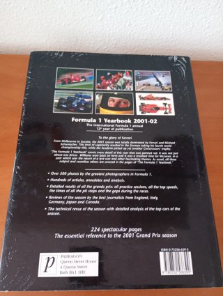 Libro Formula 1 Yearbook 2001-2002