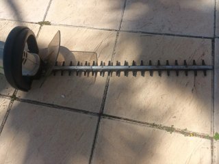 Cortasetos Viking HE 600