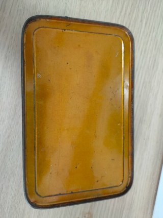 Caja hojalata Almendras Garrapiñadas