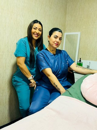 TERAPIA DOLOR  LIMPIEZA FACIAL 4  MANOS