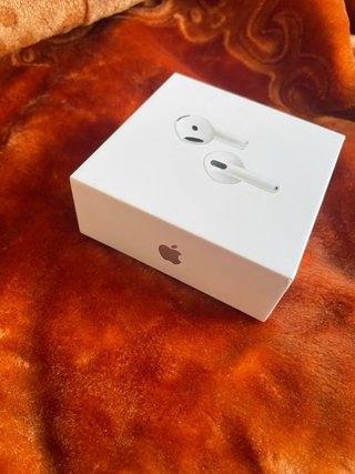 Airpods 4