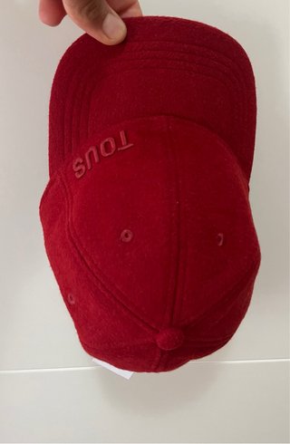 Gorra Tous Bordada Roja