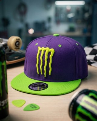 Gorra Monster Morada y Verde Urbana