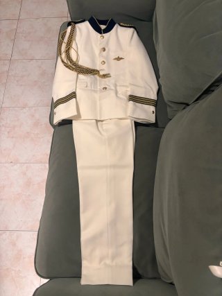 Traje Comunión Niño Blanco con Dorado