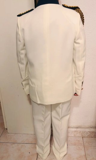 Traje Comunión Niño Blanco con Dorado