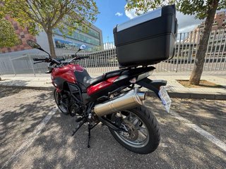 BMW F750GS Roja