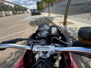 BMW F750GS Roja