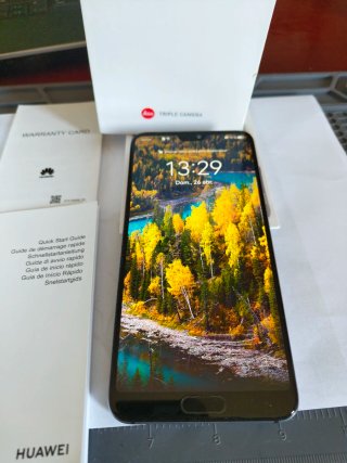 Huawei P20 Pro Caja y Accesorios