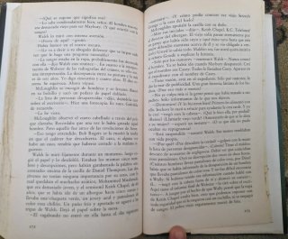 La casa de hielo. Novela. Traducción de Frances...