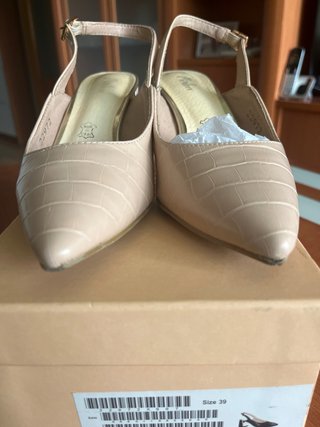 Zapatos de salón Menbur color piel/nude talla 39