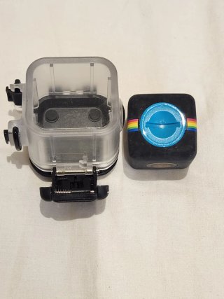 Cámara GoPro con carcasa